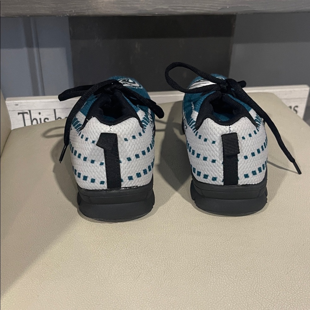 Philadelphia Eagles Sneakers Lightweight Football NFL Size 7 - Picture 5 of 6
